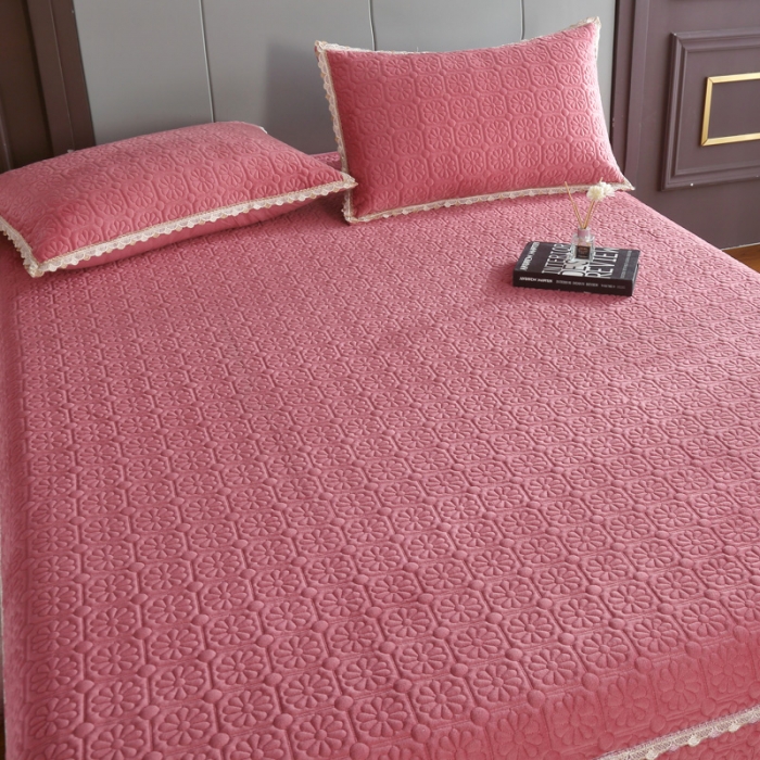 91家纺网 家纺一手货源 找家纺 OL家纺 2023新款保暖宝宝绒床盖夹棉三件套 豆沙