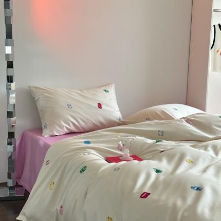 91家纺网 家纺一手货源 找家纺 （总）赫帛 2023新款50s缎纹数码印花四件套缤纷彩钻