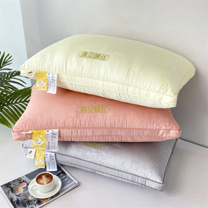 91家纺网 家纺一手货源 找家纺 拾光枕芯 2023新款莫代尔刺绣三维立体枕 灰色