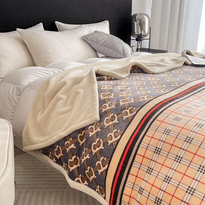 91家纺网 家纺一手货源 找家纺 卡奥 2024新款双层复合云貂绒北极绒休闲毛毯 羊羔-贝莉