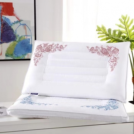 91家纺网 家纺一手货源 找家纺 （总）拾光 2023新款立体全棉绣花羽丝酒店成人低枕