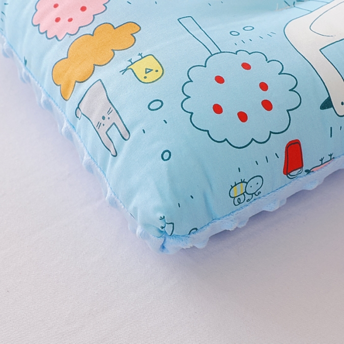 91家纺网 家纺一手货源 找家纺 冬巢 2023新款A类全棉豆豆绒儿童枕头芯纯棉豆豆枕 动物乐园