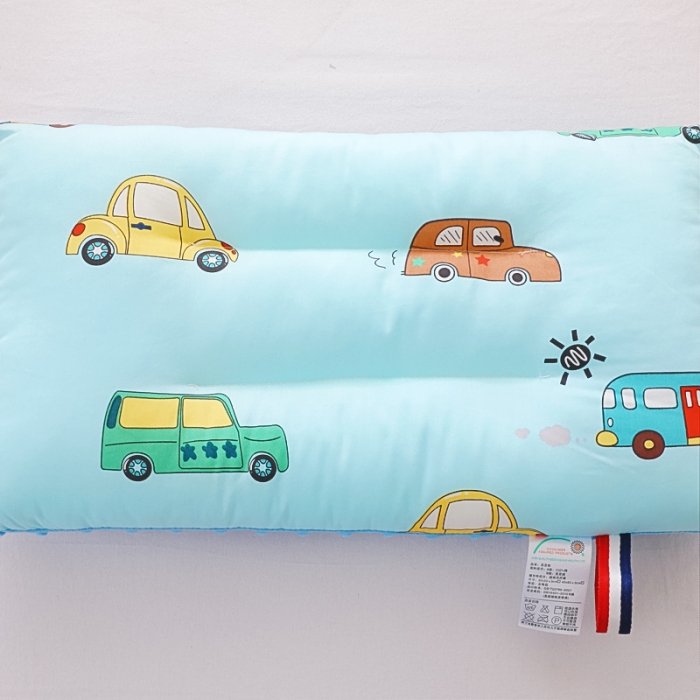 91家纺网 家纺一手货源 找家纺 冬巢 2023新款A类全棉豆豆绒儿童枕头芯纯棉豆豆枕 汽车小分队