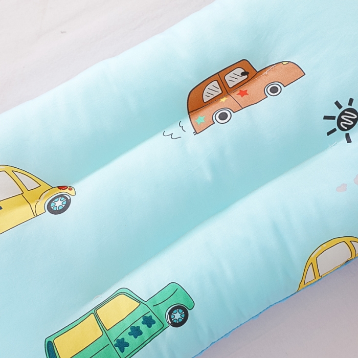 91家纺网 家纺一手货源 找家纺 冬巢 2023新款A类全棉豆豆绒儿童枕头芯纯棉豆豆枕 汽车小分队