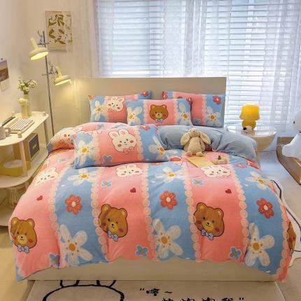 91家纺网 家纺一手货源 找家纺 芃成 2023新款牛奶绒印花单被套 小伙伴