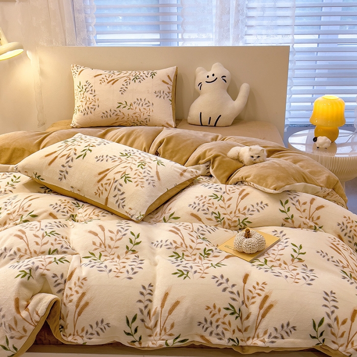 91家纺网 家纺一手货源 找家纺 芃成 2023新款牛奶绒印花单被套 春意盎然