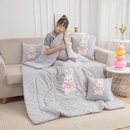 91家纺网 家纺一手货源 找家纺 （总）翰轩家居 2023新款水洗棉麻植物精油香薰萌萌兔抱枕被