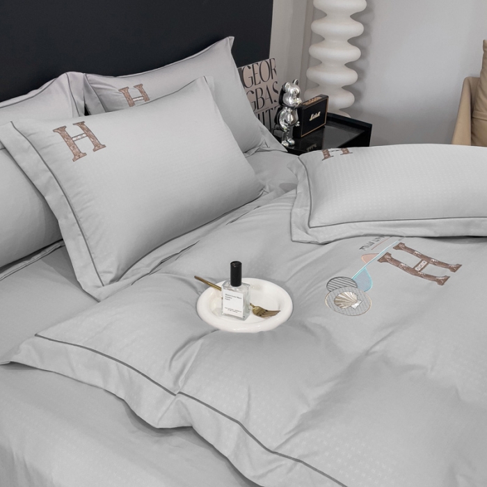 91家纺网 家纺一手货源 找家纺 金米诺 2024新款锦棉提花四件套刺绣系列-欧曼 欧曼-灰色