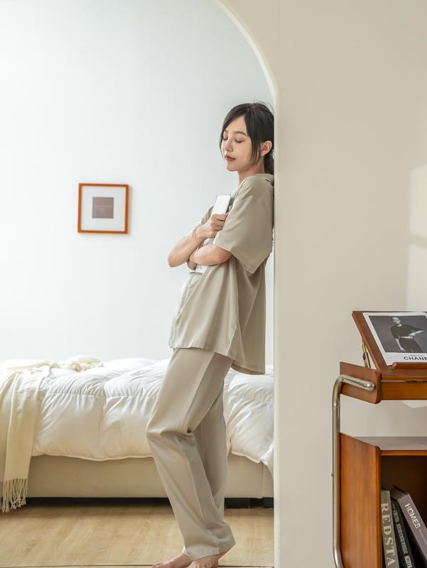 91家纺网 家纺一手货源 找家纺 都市轻奢天丝棉/天丝家居服套装可外穿韩版宽松情侣睡衣 香槟金-天丝棉