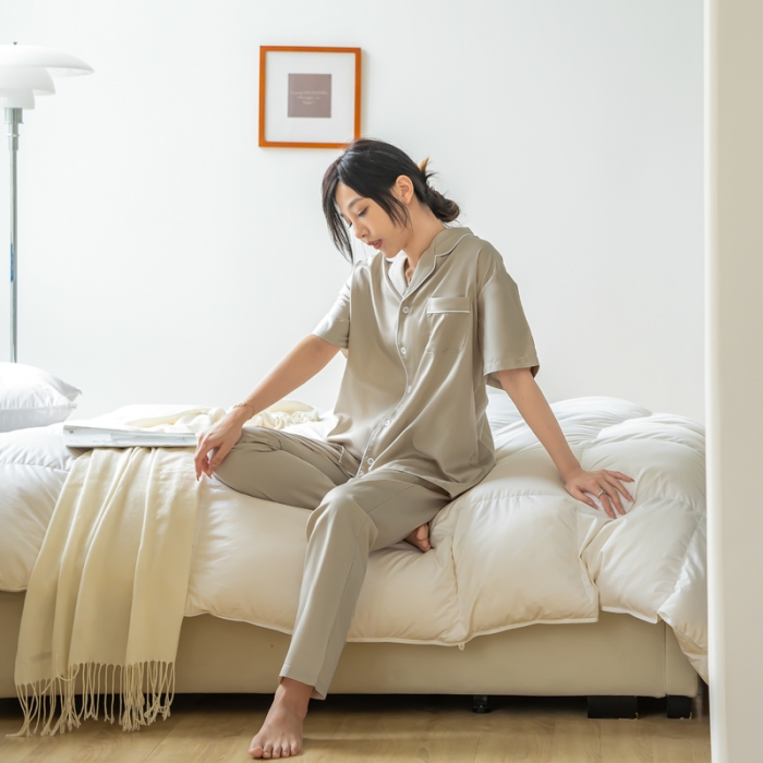 91家纺网 家纺一手货源 找家纺 都市轻奢天丝棉/天丝家居服套装可外穿韩版宽松情侣睡衣 香槟金-天丝棉