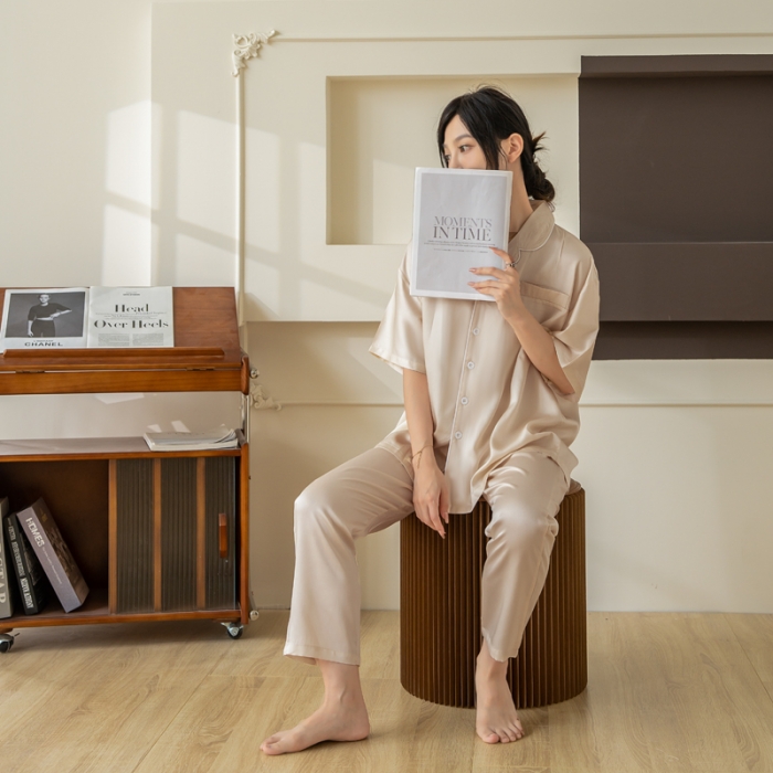 91家纺网 家纺一手货源 找家纺 都市轻奢天丝棉/天丝家居服套装可外穿韩版宽松情侣睡衣 象牙白--天丝