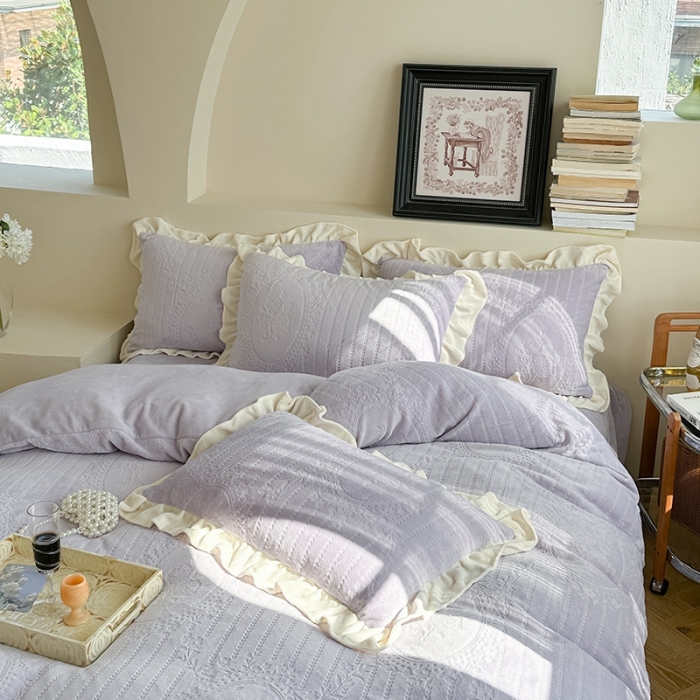 91家纺网 家纺一手货源 找家纺 萝莉家纺 2023新款公主风加厚牛奶绒立体压花四件套 菲尔紫