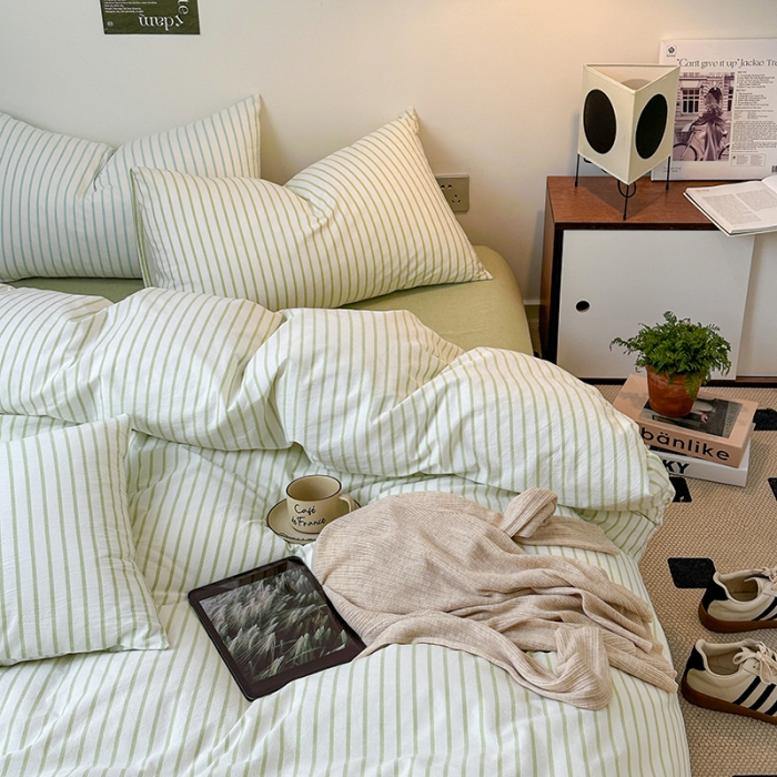 91家纺网 家纺一手货源 找家纺 玖弘 2023新款亲肤水洗条纹四件套 果绿条