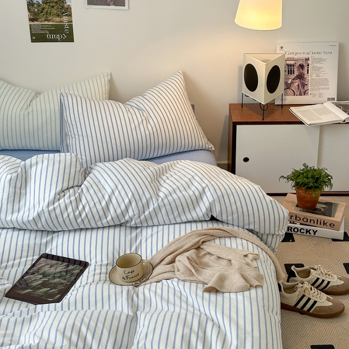 91家纺网 家纺一手货源 找家纺 玖弘 2023新款亲肤水洗条纹四件套 蓝灰条