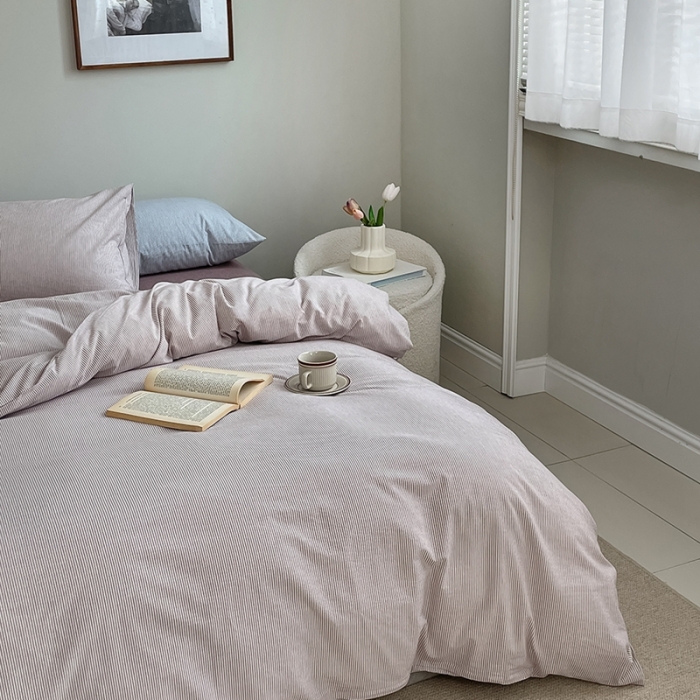 91家纺网 家纺一手货源 找家纺 （总）云上 2023新款全棉色织水洗棉四件套无印专柜同款极细条纹