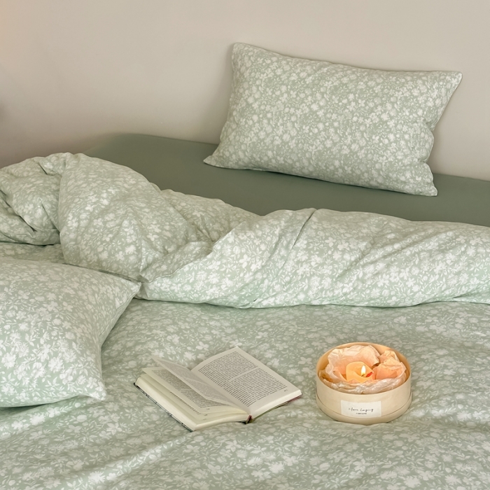 91家纺网 家纺一手货源 找家纺 爱丽丝 2023新款全活性印花全棉a类母婴级针织棉四件套 薄雾清晨（绿）