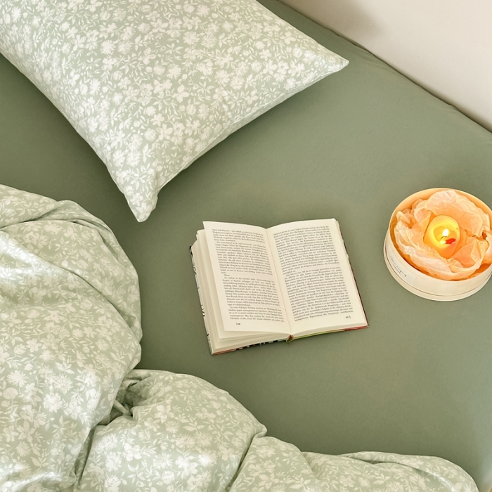 91家纺网 家纺一手货源 找家纺 爱丽丝 2023新款全活性印花全棉a类母婴级针织棉四件套 薄雾清晨（绿）