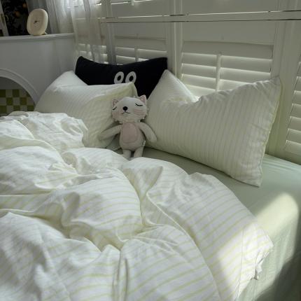 91家纺网 家纺一手货源 找家纺 （总）阿曼达 2023新款水洗m条纹软糯糯系列四件套