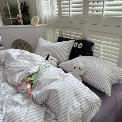 91家纺网 家纺一手货源 找家纺 （总）阿曼达 2023新款水洗m条纹软糯糯系列四件套