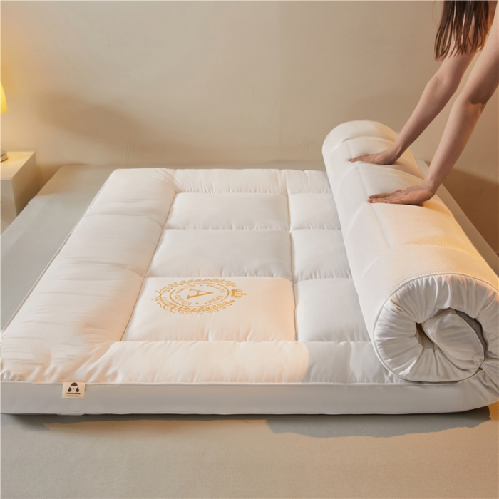 91家纺网 家纺一手货源 找家纺 美梦里 2023新款A类酒店风抗菌软垫床垫 珍珠白