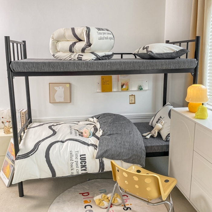 91家纺网 家纺一手货源 找家纺 吉象 2025新款全棉印花学生宿舍三件套 凯文