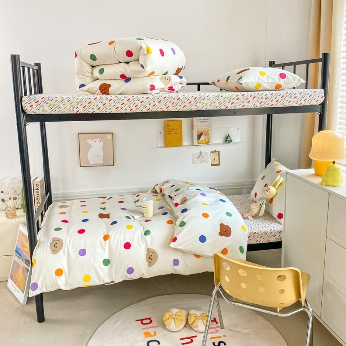 91家纺网 家纺一手货源 找家纺 吉象 2025新款全棉印花学生宿舍三件套 炫彩狗