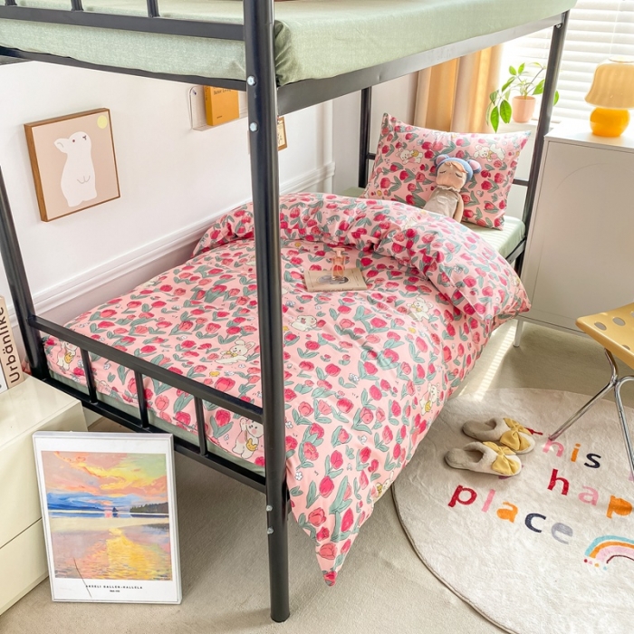 91家纺网 家纺一手货源 找家纺 吉象 2025新款全棉印花学生宿舍三件套 遇见爱