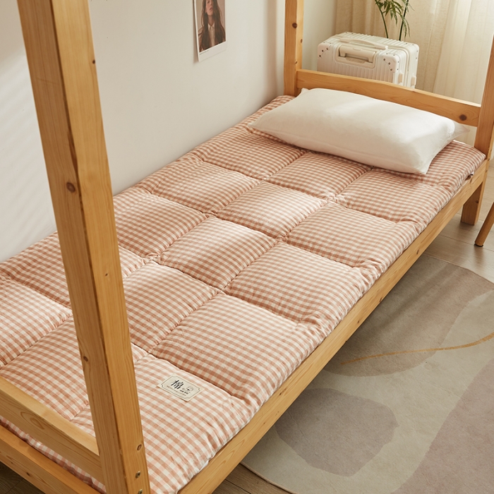 91家纺网 家纺一手货源 找家纺 暖阳 2025新款A类新疆棉花学生宿舍床垫 粉玉小格