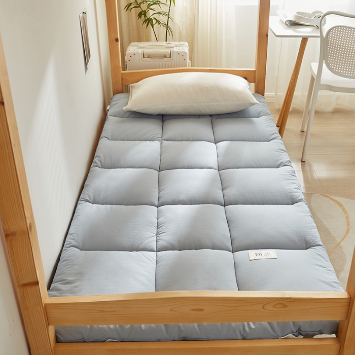 91家纺网 家纺一手货源 找家纺 暖阳 2025新款A类新疆棉花学生宿舍床垫 静谧蓝