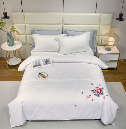 91家纺网 家纺一手货源 找家纺 天木兰 百分百国标蚕丝被 苏绣可拆卸水洗黄金桑蚕丝被子手工双宫茧夏被春秋被