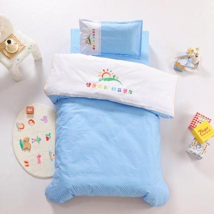 91家纺网 家纺一手货源 找家纺 订做纯色绣花logo纯棉刺绣园标幼儿园被子三件套午睡六件套 蓝色点点