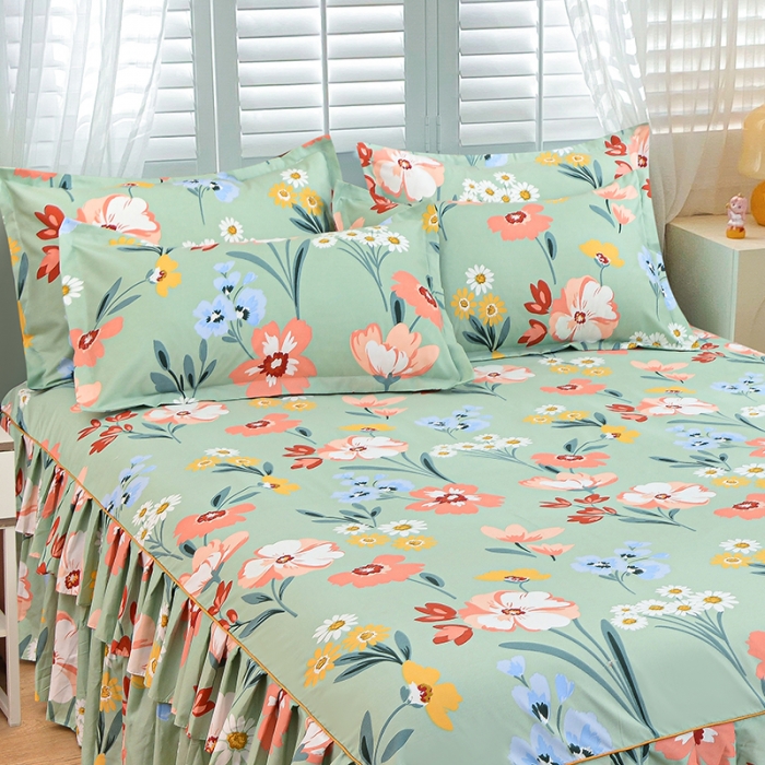 91家纺网 家纺一手货源 找家纺 小雨家纺 2026新款芦荟棉单件床裙+床裙三件套 朝花夕拾绿