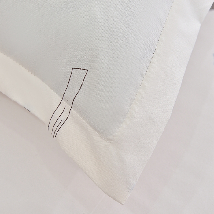 91家纺网 家纺一手货源 找家纺 小雨家纺 2026新款芦荟棉单件床裙+床裙三件套 似水流年