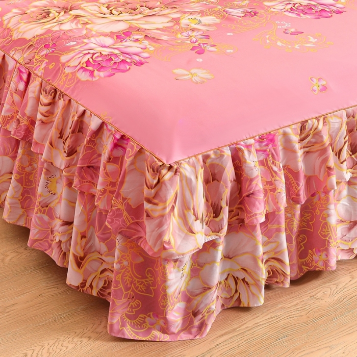 91家纺网 家纺一手货源 找家纺 小雨家纺 2026新款芦荟棉单件床裙+床裙三件套 妩媚花王