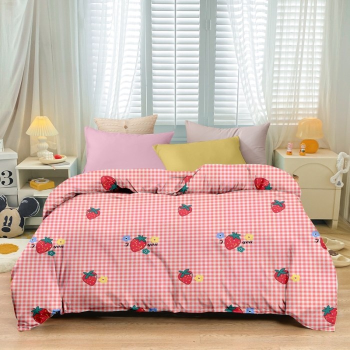 91家纺网 家纺一手货源 找家纺 小雨家纺 2026新款芦荟棉单件被套 草莓之恋