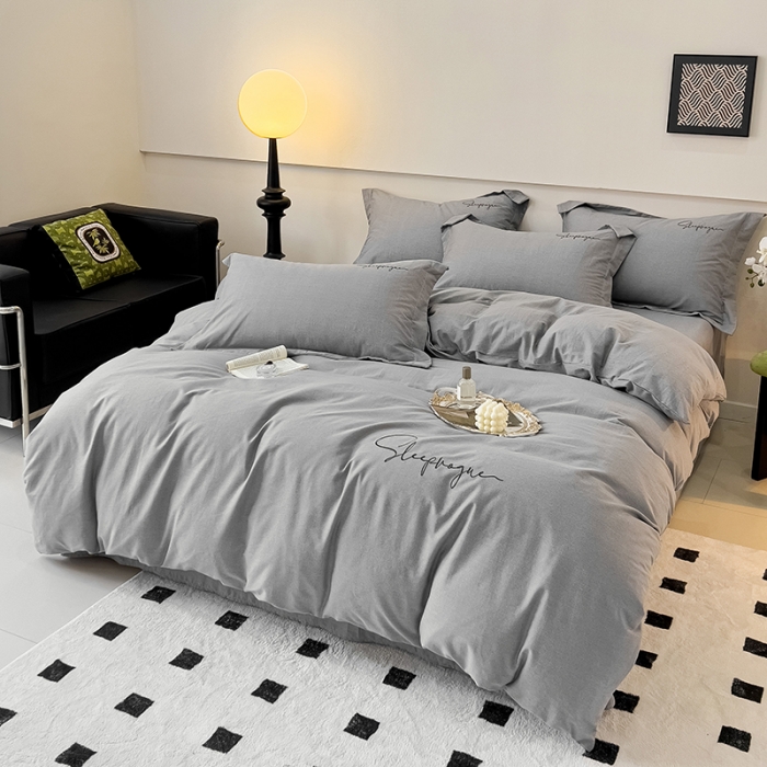 91家纺网 家纺一手货源 找家纺 品乐家纺 2023新款全棉磨毛英文字母绣系列四件套 艾丽灰