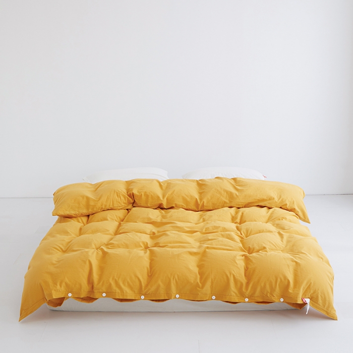 91家纺网 家纺一手货源 找家纺 安莱生活 2023新款水洗棉全棉色织高支高密纽扣款工艺单品被套 姜黄