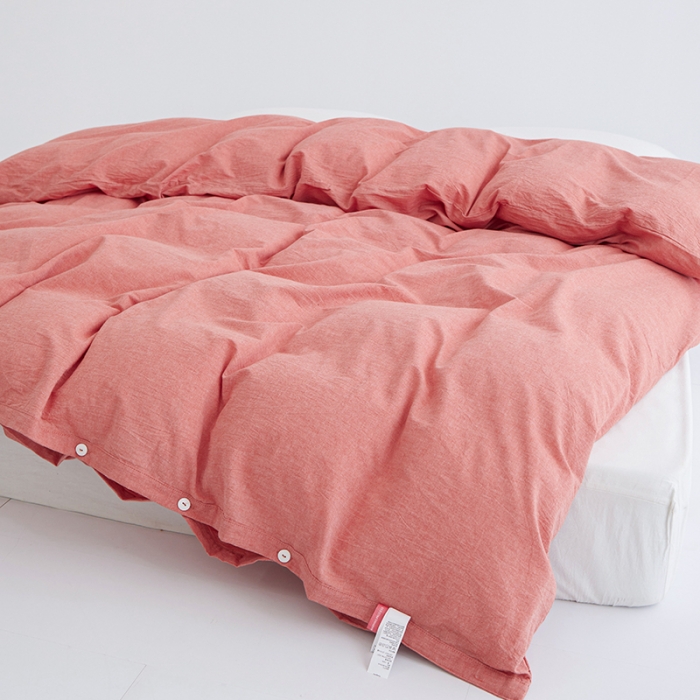 91家纺网 家纺一手货源 找家纺 安莱生活 2023新款水洗棉全棉色织高支高密纽扣款工艺单品被套 橘红