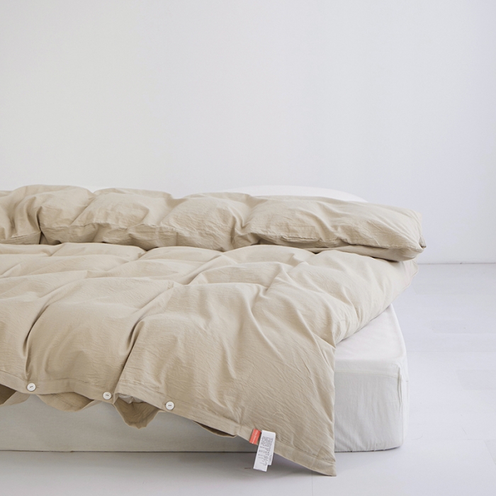 91家纺网 家纺一手货源 找家纺 安莱生活 2023新款水洗棉全棉色织高支高密纽扣款工艺单品被套 米驼