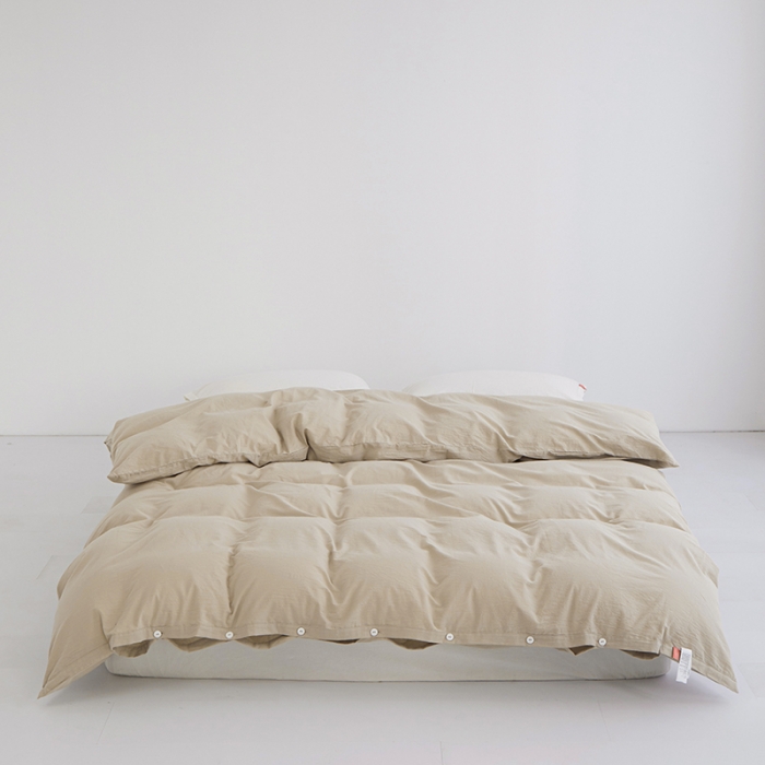 91家纺网 家纺一手货源 找家纺 安莱生活 2023新款水洗棉全棉色织高支高密纽扣款工艺单品被套 米驼