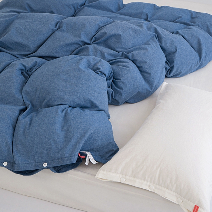 91家纺网 家纺一手货源 找家纺 安莱生活 2023新款水洗棉全棉色织高支高密纽扣款工艺单品被套 深蓝