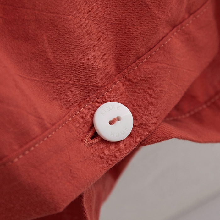 91家纺网 家纺一手货源 找家纺 安莱生活 2023新款水洗棉全棉色织高支高密纽扣款工艺单品被套 砖红