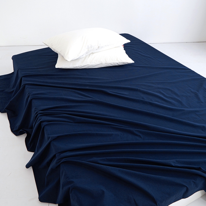 91家纺网 家纺一手货源 找家纺 安莱生活 2023新款水洗棉全棉色织高支高密纽扣款工艺单品床单 藏青