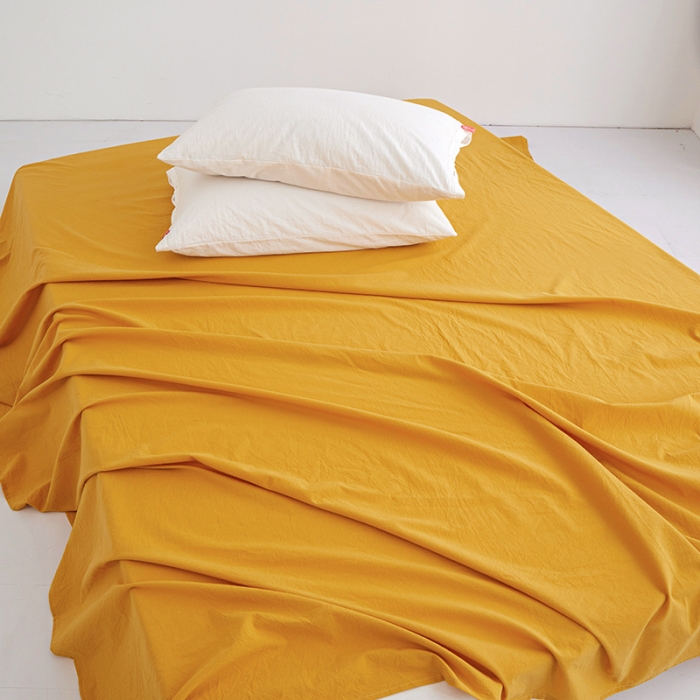 91家纺网 家纺一手货源 找家纺 安莱生活 2023新款水洗棉全棉色织高支高密纽扣款工艺单品床单 姜黄