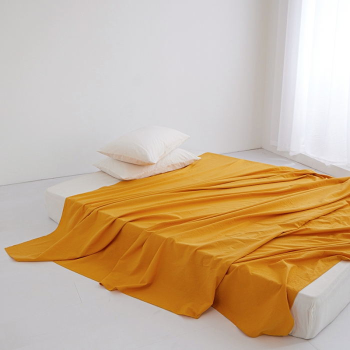 91家纺网 家纺一手货源 找家纺 安莱生活 2023新款水洗棉全棉色织高支高密纽扣款工艺单品床单 姜黄