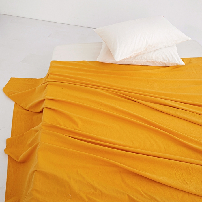 91家纺网 家纺一手货源 找家纺 安莱生活 2023新款水洗棉全棉色织高支高密纽扣款工艺单品床单 姜黄