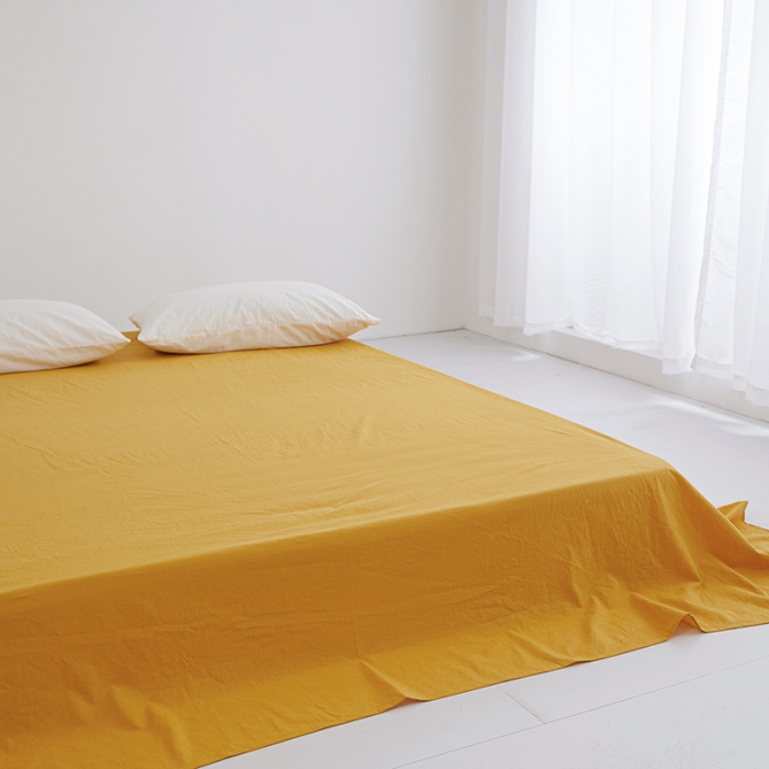 91家纺网 家纺一手货源 找家纺 安莱生活 2023新款水洗棉全棉色织高支高密纽扣款工艺单品床单 姜黄