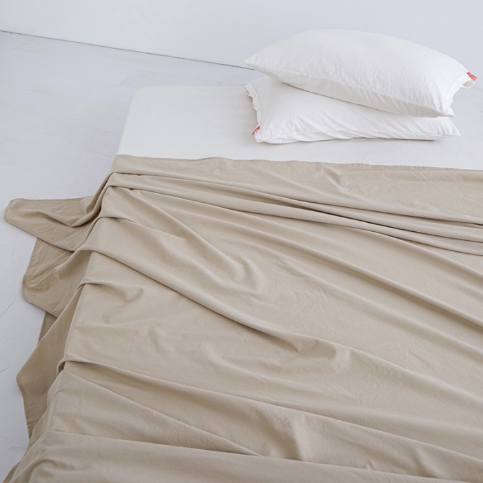 91家纺网 家纺一手货源 找家纺 安莱生活 2023新款水洗棉全棉色织高支高密纽扣款工艺单品床单 米驼