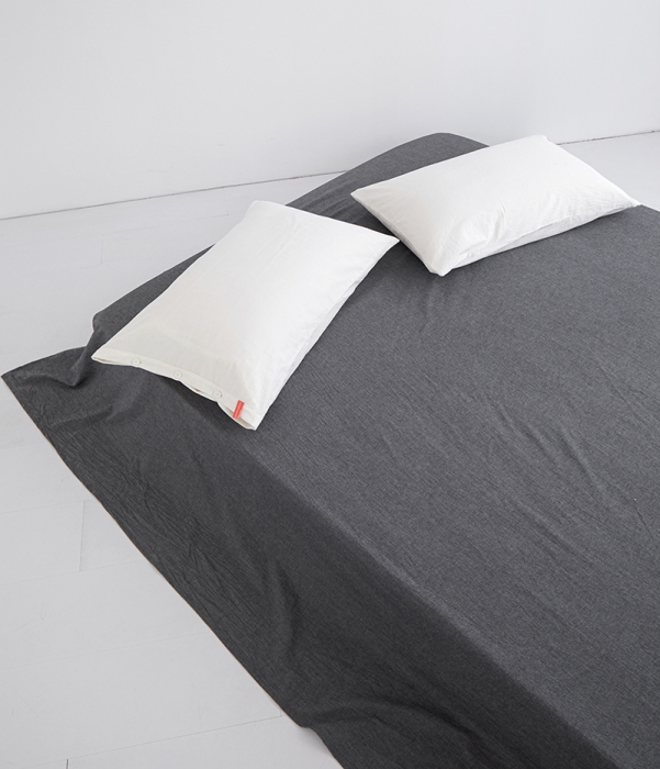 91家纺网 家纺一手货源 找家纺 安莱生活 2023新款水洗棉全棉色织高支高密纽扣款工艺单品床单 深灰