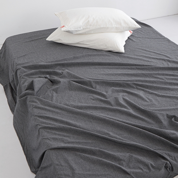 91家纺网 家纺一手货源 找家纺 安莱生活 2023新款水洗棉全棉色织高支高密纽扣款工艺单品床单 深灰